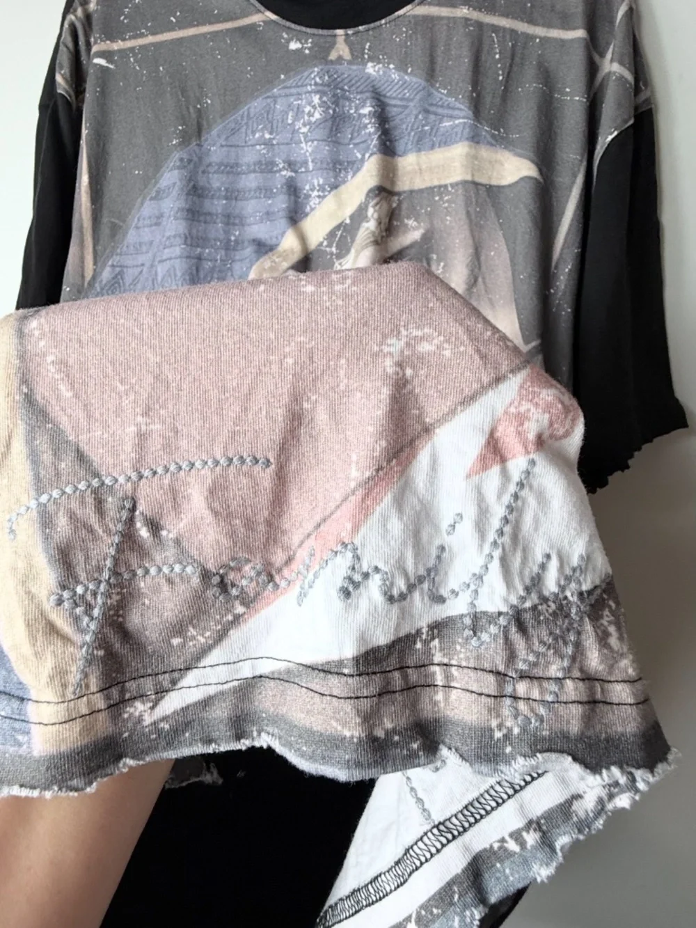 GFA Manasseh Cherished Knit T-Shirt Size Large Graphic Men's Oversized (S) - Picture 7 of 9